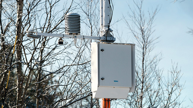 Estación meteorológica automática de Vaisala instalada en campo